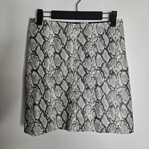 Monki Skirt Womens 34 Gray Black‎ White Snake Print Faux Leather Mini 26 Waist